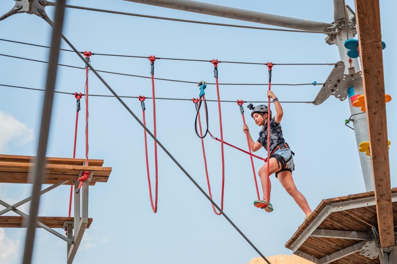 Bear Grylls Explorers Camp Ras al-Khaimah Exterior foto